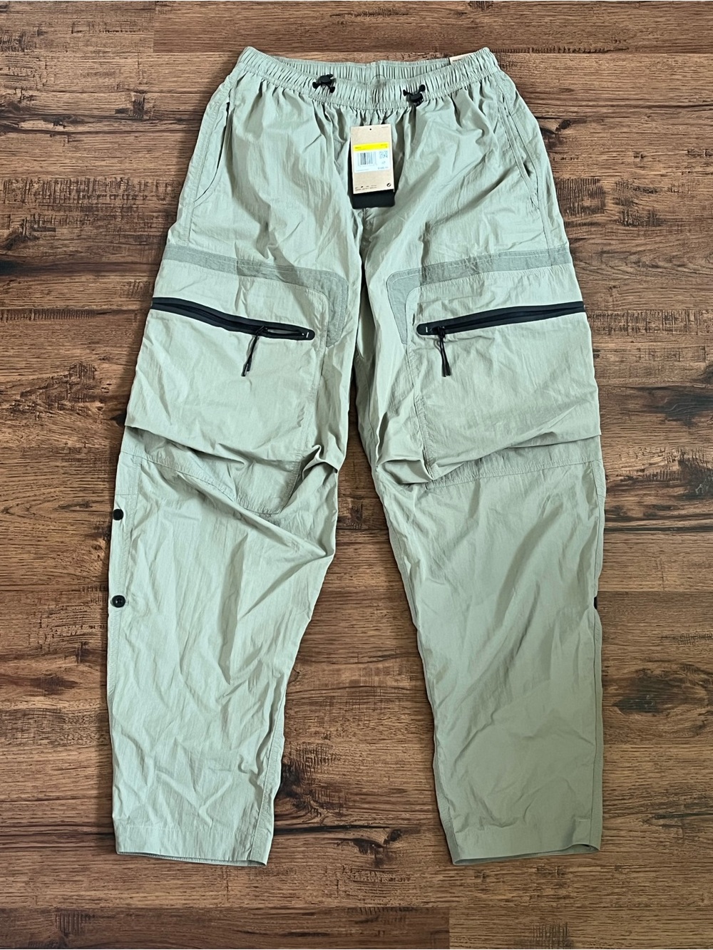 Nike Tech Woven Cargo Pants ‘Light Army Black’ (size mens S)